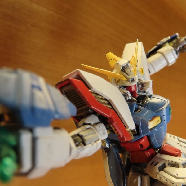 シャイニングガンダム完成しました！！！！　ページにも見に来てください！