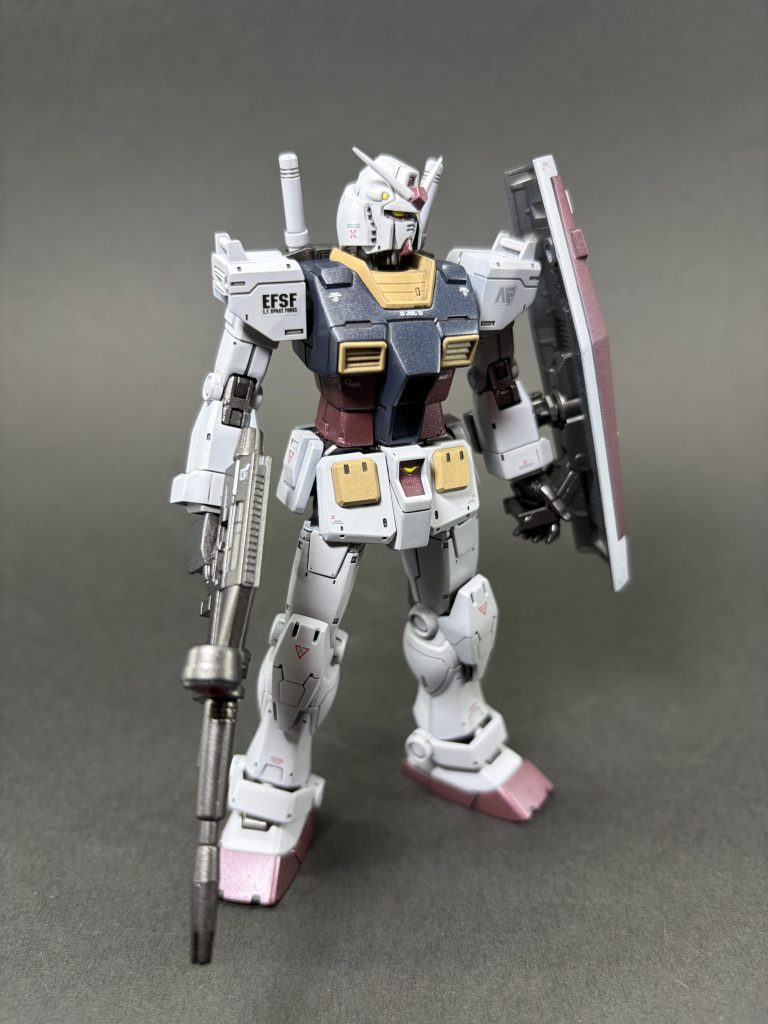 左手のグー✊のパーツがないので✋で代用してます。