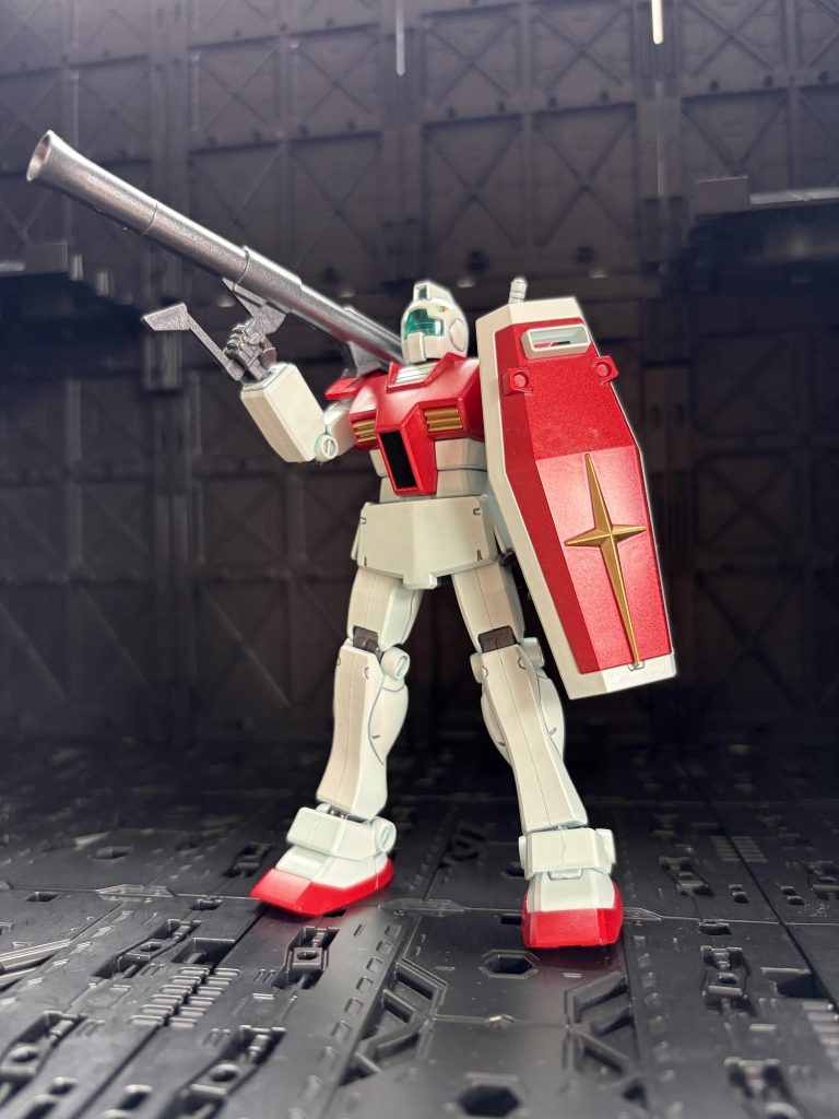 中にはバズーカ装備の機体も😁