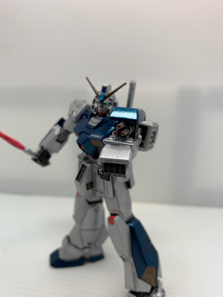 ガドリング砲を構えました。