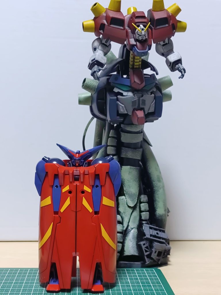 デビルガンダムめっちゃ∑(°口°๑)でかい！