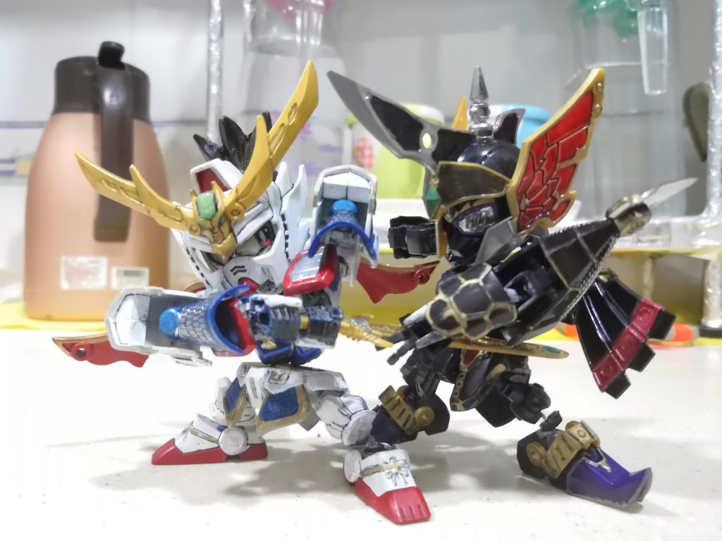 龍裝劉備ガンダム–7枚目/制作者：LUNLUN（邪道可動）