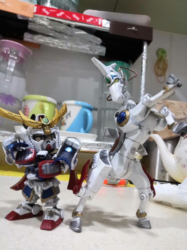 龍裝劉備ガンダム–8枚目/制作者：LUNLUN（邪道可動）