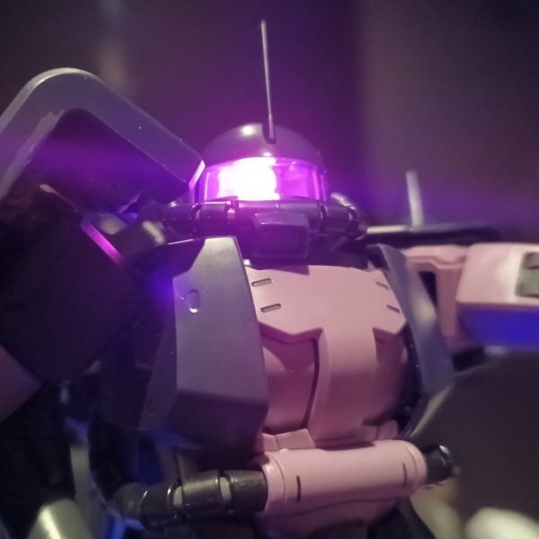 MG 高機動型ザクII 黒い三連星仕様 LED組込み