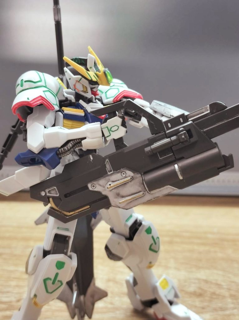 異世界線バルバトス　滑空砲かレールガンで迷う