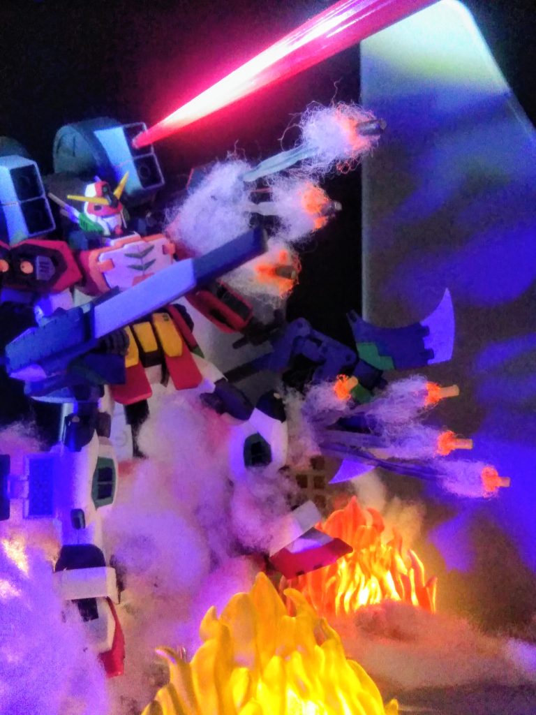 ガンダム ヘビーアームズ　《みんな淋しいサーカスの子供さ》