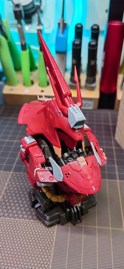 SAZABI  胸像 ガチャ–5枚目/制作者：Joshua