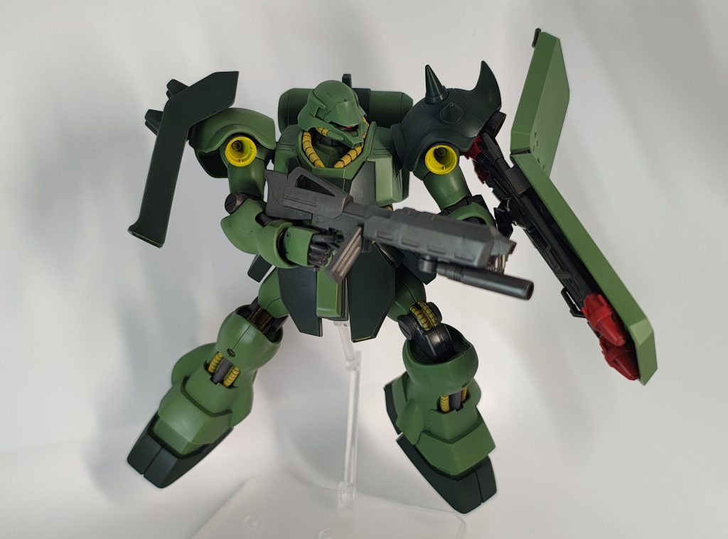 ギラ・ドーガ　成型色活かし