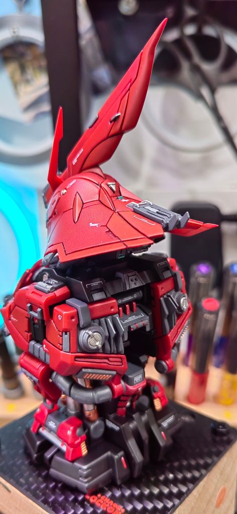 SAZABI  胸像 ガチャ–5枚目/制作者：Joshua
