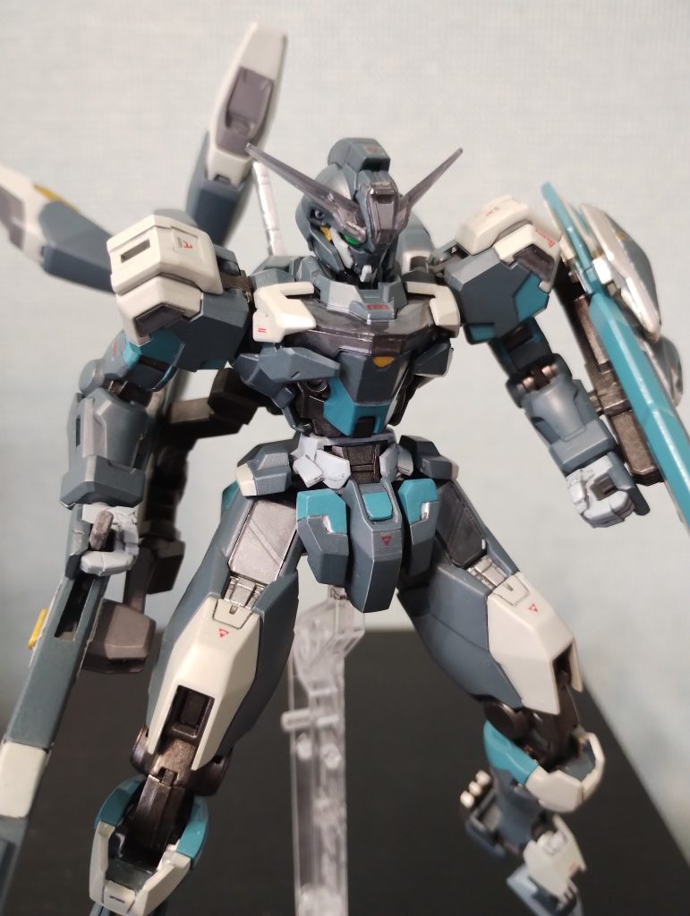 今回クリアパーツは裏からシルバー塗ってます。メカニカルコアメッキ風というやつですね。いつかクリアキットで全部やってみたいですね。