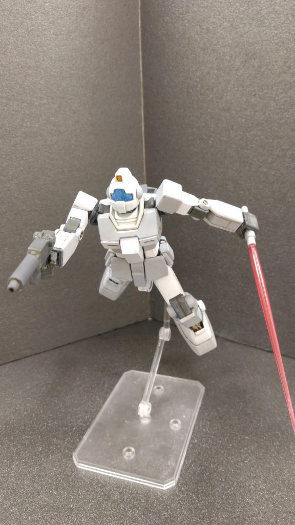 抜刀。刃はHGUCガンダムから拝借。