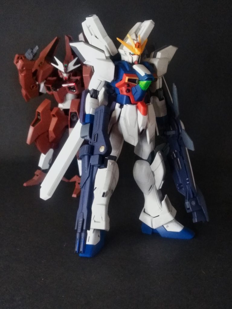 ボーイミーツガールな展開に　　　　💖キュンキュン💖　　　　　　　　　　　　　　しちゃう『機動新世紀 ガンダム X』より主人公『ガロード・ランくん』が前半パイロットを勤める『HGAW 1/144 &nbsp;ガンダム X ディバイダー』をコサエテみました 🤗序でに中古さんから身請けしてきた　『HG 1/144 ガンダム ルブリス ソーン』も晒してみます 😁