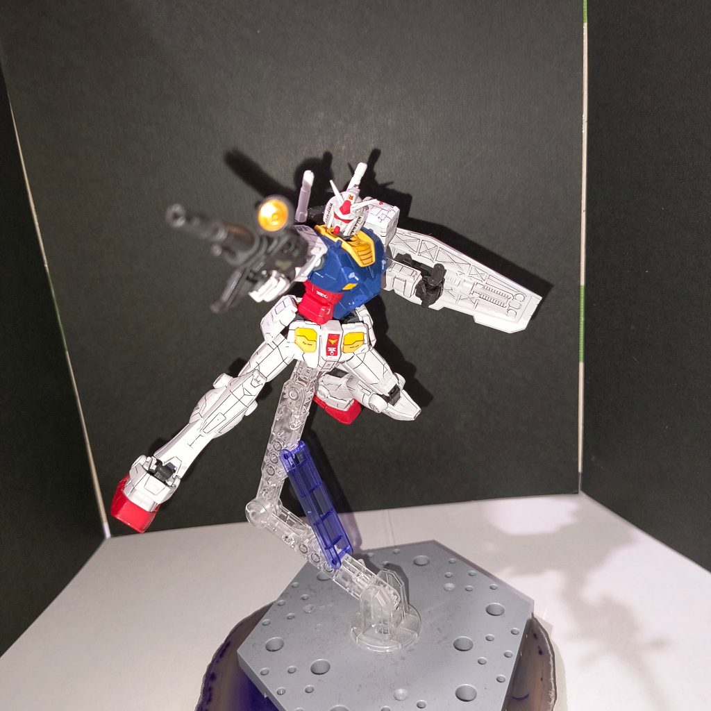 とは言え渋いのだ、ヨコハマガンダム作った人は偉いです、1stのリメイクが作られたら場合は、このガンダムで行って欲しい。