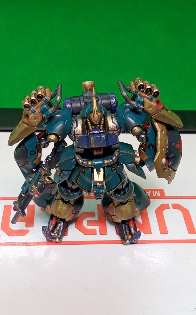 ややマッシブな感じがするヤクトジオン系はこれぐらいのシルエットの方が好みです