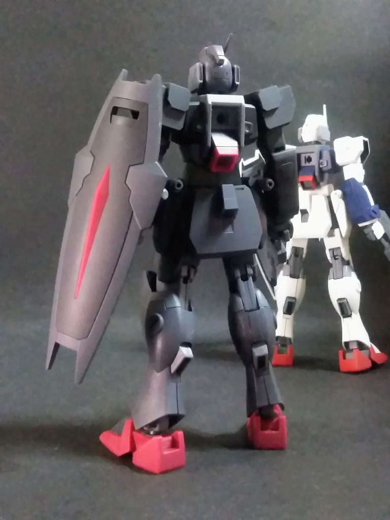 『機動戦士ガンダム SEED DESTINY』の本編 2 話にチョイ役で出演 🤔その後は第 23 話でも映ってイタそうですが・・・｢UP主｣は全く視認しておりません 🧐❓まぁ、黒いから宇宙のシーンだと認識シヅライしね 🙄