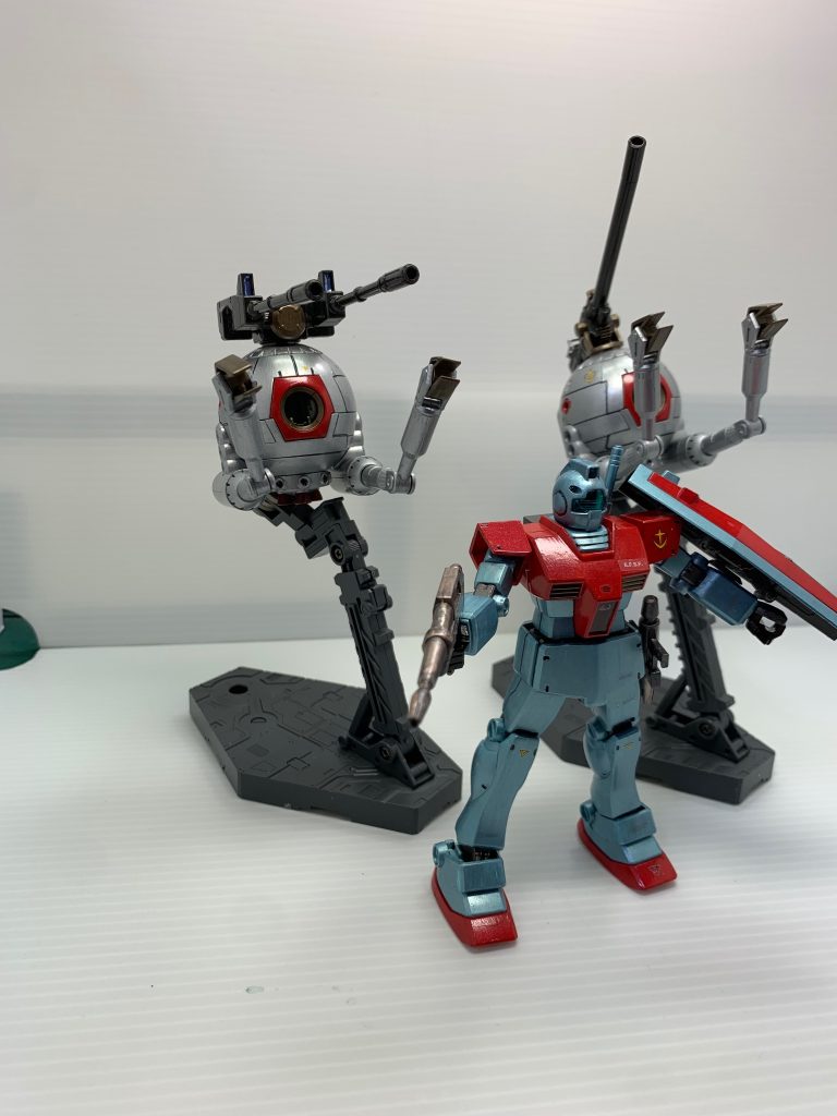 理想はジム3機の小隊なんだろうな。