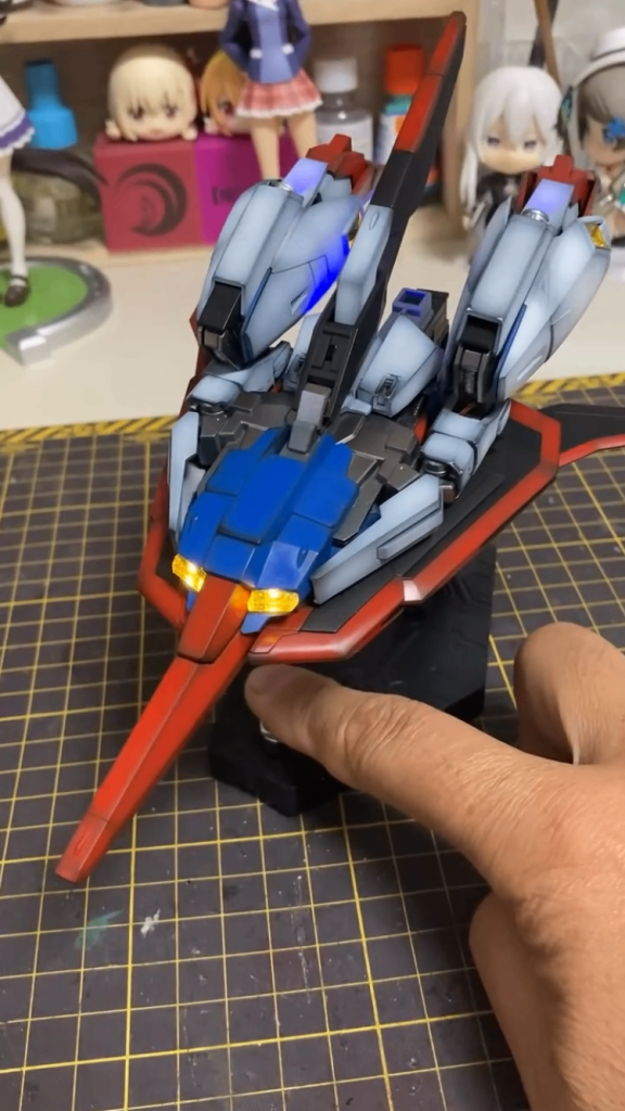 ゼータガンダム簡易電飾–3枚目/制作者：エキドナ