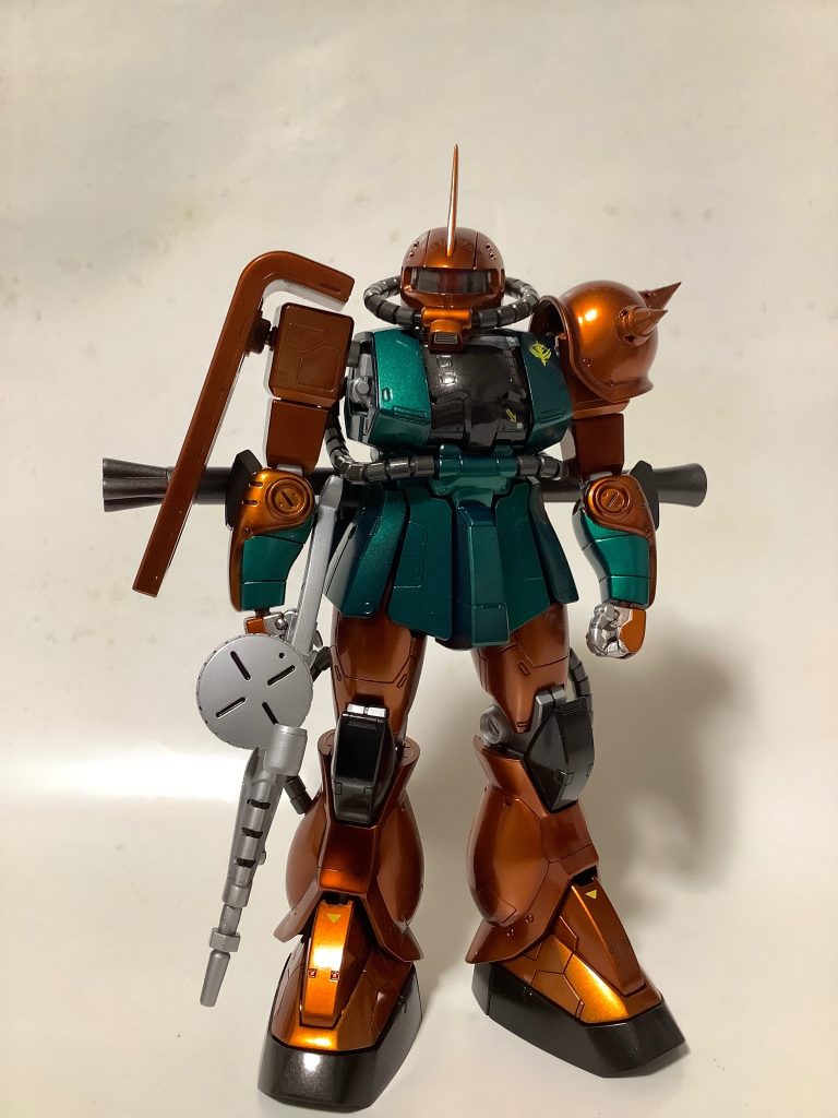 1年前にヤフオク用に製作したものですメタリックで塗装したものです頭部バルカンを模索しながら製作したものです
