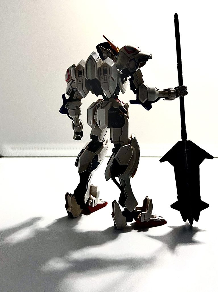 作品名：本当は完成作品として載せたかったですが…<p>オルフェンズの涙風に編集してみた！撮影ベースを使った甲斐がありました(iPhoneで編集)。別写真に元ネタあり。ポージング楽しい😊</p>
