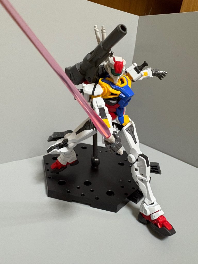 ガンダムEXのビームサーベルはなんかエヴァぽいと思い装備しました。自分的にかっこよくて似合っていると思います。
