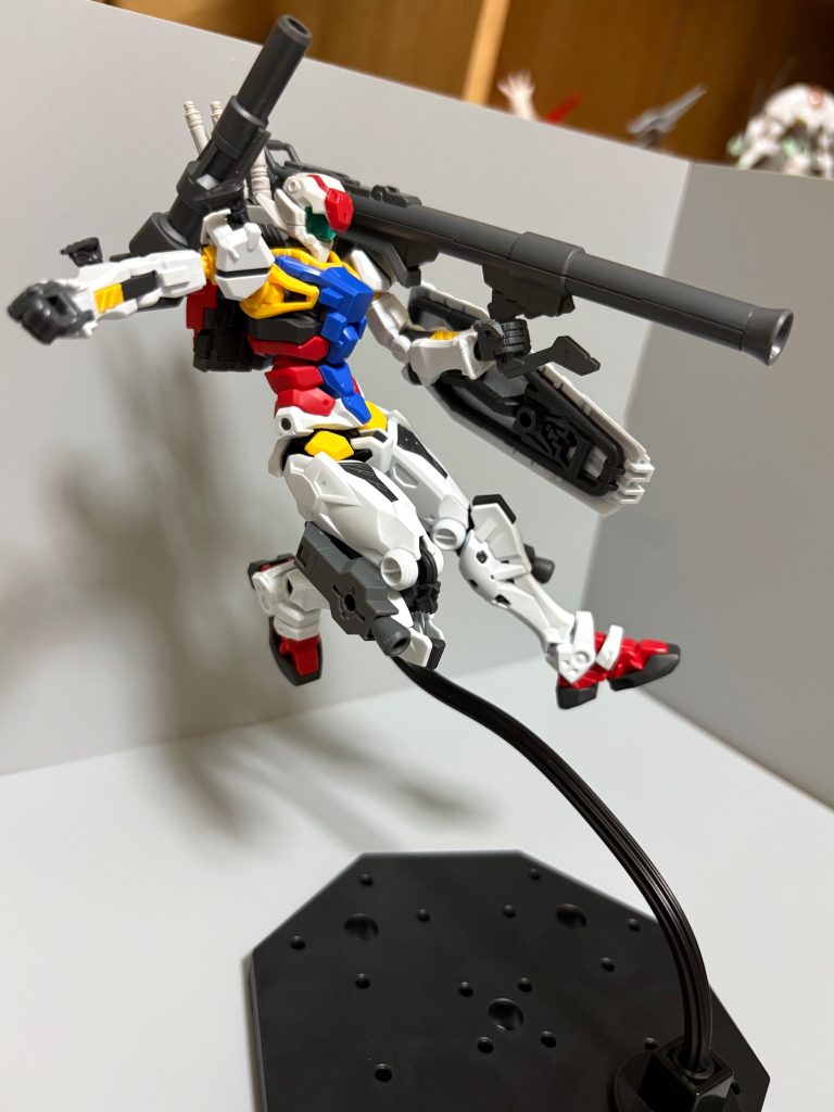 アクションポーズを何枚か