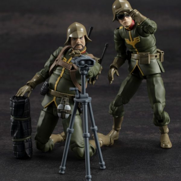 レクイエムのジオラマですが一旦中断しワッパ制作に舵を切ろうかと思います。今回の模コンで1位を取った「鉄人対ブラックオックス」のジオラマをマジマジと観ておりますと、やろうとしてたレクイエムのジオラマのレイアウトを方針転換しないと駄目かな…と思い始めました。なかなか良い案が浮かんで来ません…。前々から凄くやりたかったワッパのジオラマをキット入手を機に進めてゆこう思います。一番のネックはジオン版デルタフォース部隊！😅ワッパから飛び降りてフォーメーションを組もうとしているジオン兵を如何に作り込めるか？😅が今回の鍵です。1/35フィギュアを見回ってみましたが希望のポージングに近く比較的ジオン兵に似ているドイツ兵キットを使うかな…という事で購入しました。やっと1/144の呪縛から一旦解放される…といった感じですが1/35のフィギュアは数十年ぶりです😱はてさてどこまで作り込めるか不安でもあり、とても楽しみです😊タミヤの昔からの箱絵…顔がゴルゴにしか見えない😅写真を参考に自分なりにアレンジも加えられたら最高ですね！ガンプラ以外の物が作れる感じなので凄く気分転換になりそうです。（3枚目）