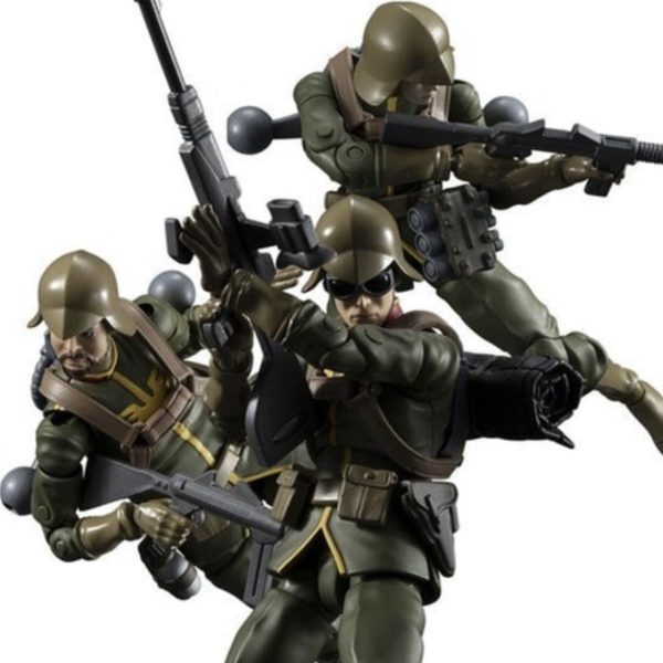 レクイエムのジオラマですが一旦中断しワッパ制作に舵を切ろうかと思います。今回の模コンで1位を取った「鉄人対ブラックオックス」のジオラマをマジマジと観ておりますと、やろうとしてたレクイエムのジオラマのレイアウトを方針転換しないと駄目かな…と思い始めました。なかなか良い案が浮かんで来ません…。前々から凄くやりたかったワッパのジオラマをキット入手を機に進めてゆこう思います。一番のネックはジオン版デルタフォース部隊！😅ワッパから飛び降りてフォーメーションを組もうとしているジオン兵を如何に作り込めるか？😅が今回の鍵です。1/35フィギュアを見回ってみましたが希望のポージングに近く比較的ジオン兵に似ているドイツ兵キットを使うかな…という事で購入しました。やっと1/144の呪縛から一旦解放される…といった感じですが1/35のフィギュアは数十年ぶりです😱はてさてどこまで作り込めるか不安でもあり、とても楽しみです😊タミヤの昔からの箱絵…顔がゴルゴにしか見えない😅写真を参考に自分なりにアレンジも加えられたら最高ですね！ガンプラ以外の物が作れる感じなので凄く気分転換になりそうです。（2枚目）