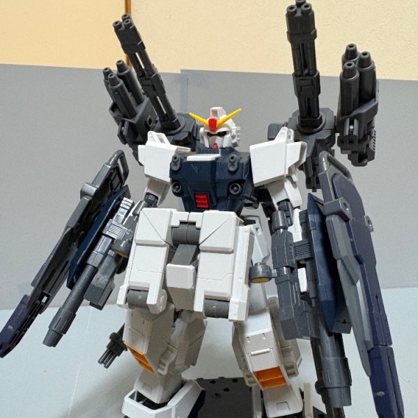 フルアーマー・ブルーディスティニー　3号機