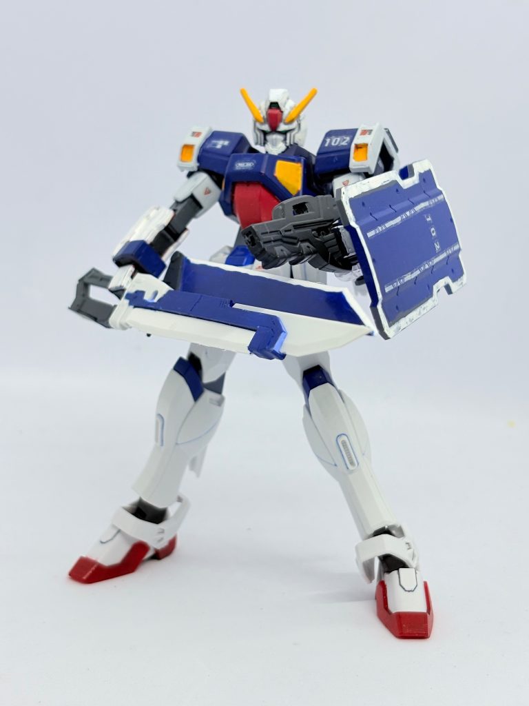 ガンダムマックールでした。シルエットがめちゃくちゃ好み。わりと理想形に出来て嬉しい。