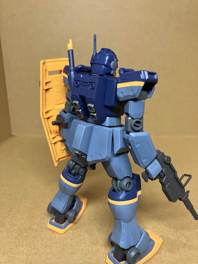 バックパックは高機動型っぽく少し改造しました。