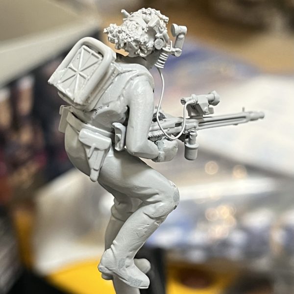 ジオラマタイトルは「LET'S &nbsp;ROCＫ！」…「おっ始めるぞ！／やっちまえ！」という事に😅　やっとフィギュア造作完了！お約束のサフ萌えです😄　ワッパから降り立つジオンデルタフォースチーム😆　今後は念願のワッパに取り掛かります！（3枚目）