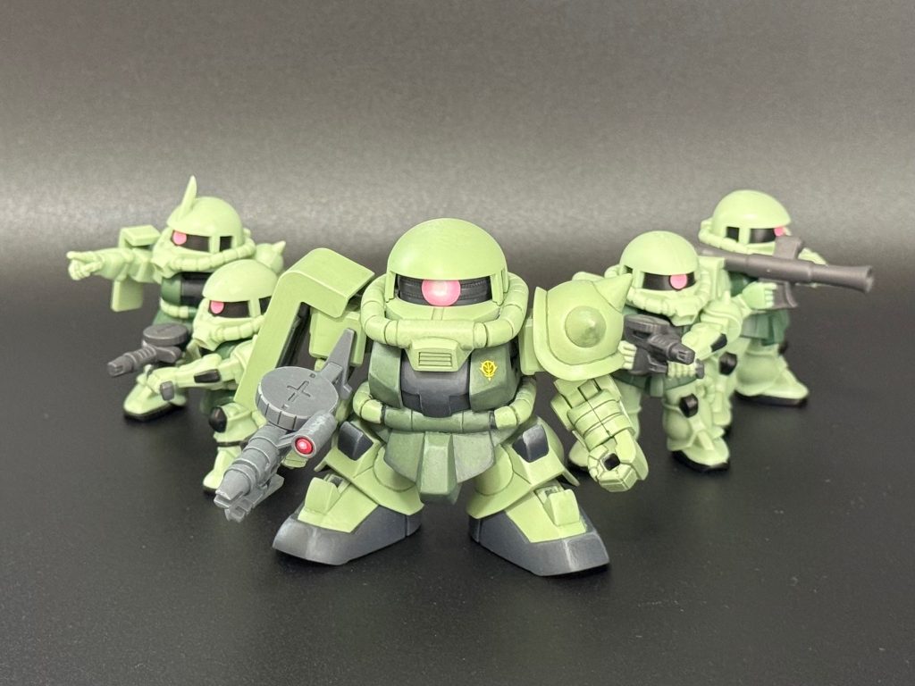 以上、SDC(しない)SザクⅡでした。初のアクリジョン系筆塗挑戦。うまくできなかった点は次回に活かします！それでは次回を待て！