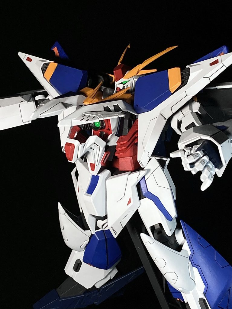 クスィーガンダム(胸部ビーム砲・羽の武器化)