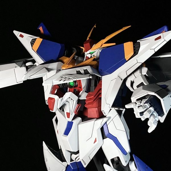 クスィーガンダム(胸部ビーム砲・羽の武器化)