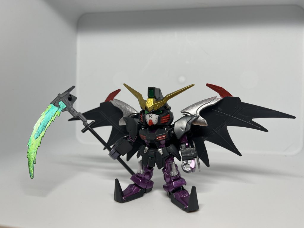 ブラック部分をメタリックで染めるかどうか迷ってます。