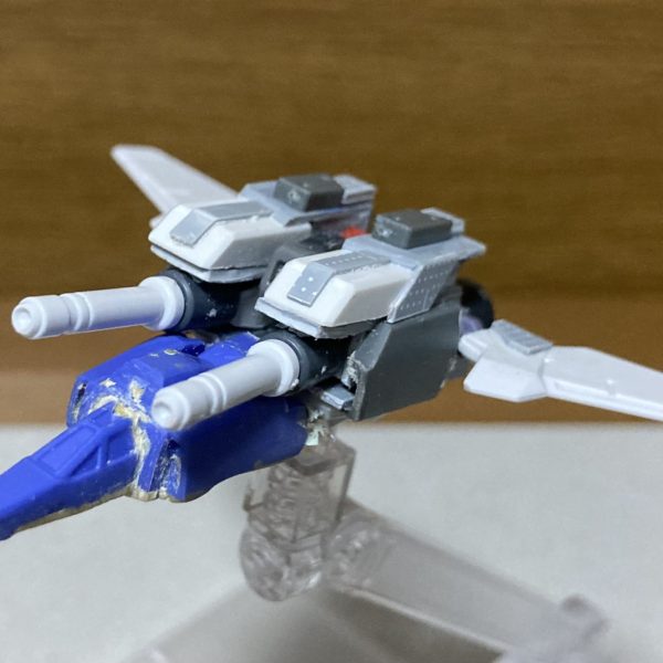 HGUCガンダムF91を改造中。ビームシールドをハードポイントに付けられるようにして、これでやりたいギミックは盛り込めたので、後は出来る限りディテールを加えつつ、パテで隙間を整えてサフに移行していこうと思います。（7枚目）