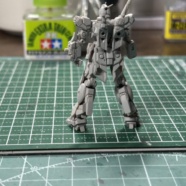 一旦サフ吹いたよ！傷とか綺麗にして表面処理したら塗装入ります！もうアーティファクトなんて作らんぞ！コレが最後！本当に最後！（2枚目）