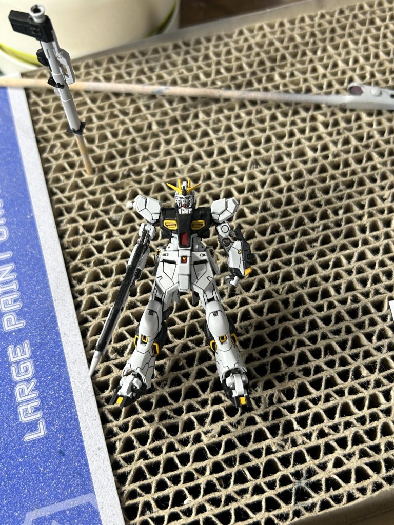 作品名：<p>今日仕事から帰ったらトップコート吹くんだ😘 久々のアーティファクトは気分転換にはならず修行のようなものでした😅 アーティファクトを主戦場にしている敬愛すべきモデラーの方々はマジもんの変態さん達だよなー、やべーぜ🥰って改め [&hellip;]</p>
