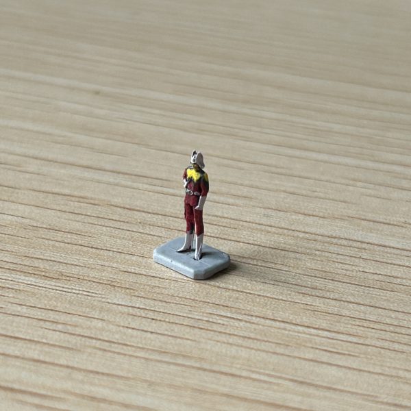 シャアの軍服・・・カッコいいけど塗装が難しい！（2枚目）
