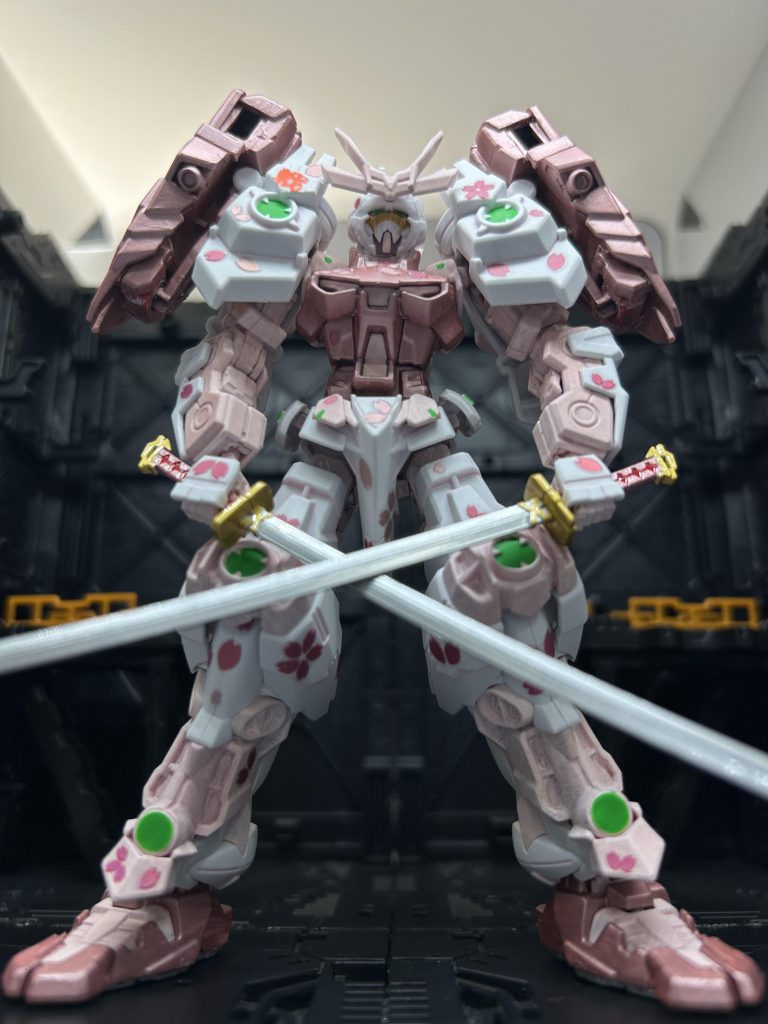 ピンクはClassy’n Dressyのsukuraとスーパーピンクゴールドで塗り分けし、白部分にライブコンサートピンクで墨入れしました