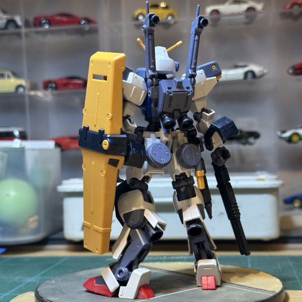 春のパチ組祭り開催中です。今宵はDガンダムファーストです。宇宙世紀のガンダム？というか、モビルスーツですらない？なのに、意外とカッコいい‼️というかなんか?熱い！！モビルスーツのフォーマットに則らない面白さ?満載です。セカンド販売決定で、現在、このファーストも再販されてマス（3枚目）