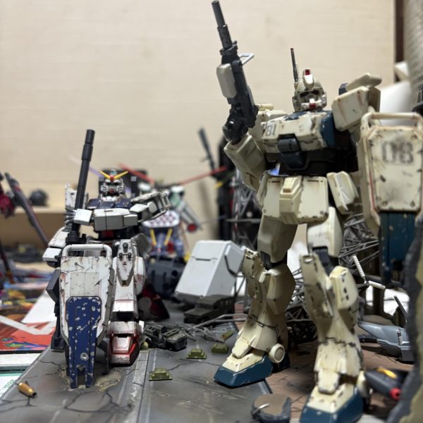 ０８小隊