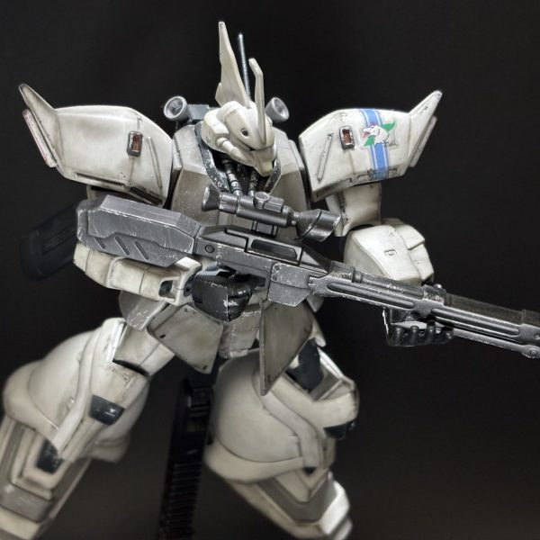 シン・マツナガ専用ゲルググJ