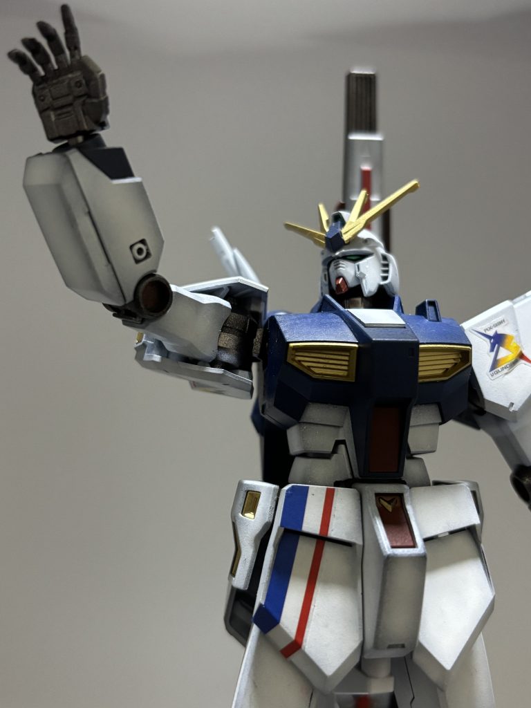 ENTRY GRADE 1/144 RX-93ff νガンダム