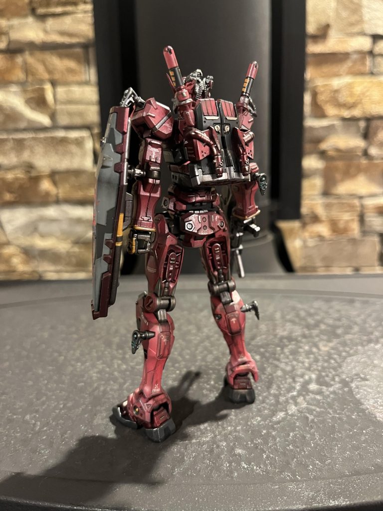 お次はバックショットです✨️ 赤いガンダムはこの後ろ姿のメカメカしい感じがとても好きです🍀*゜