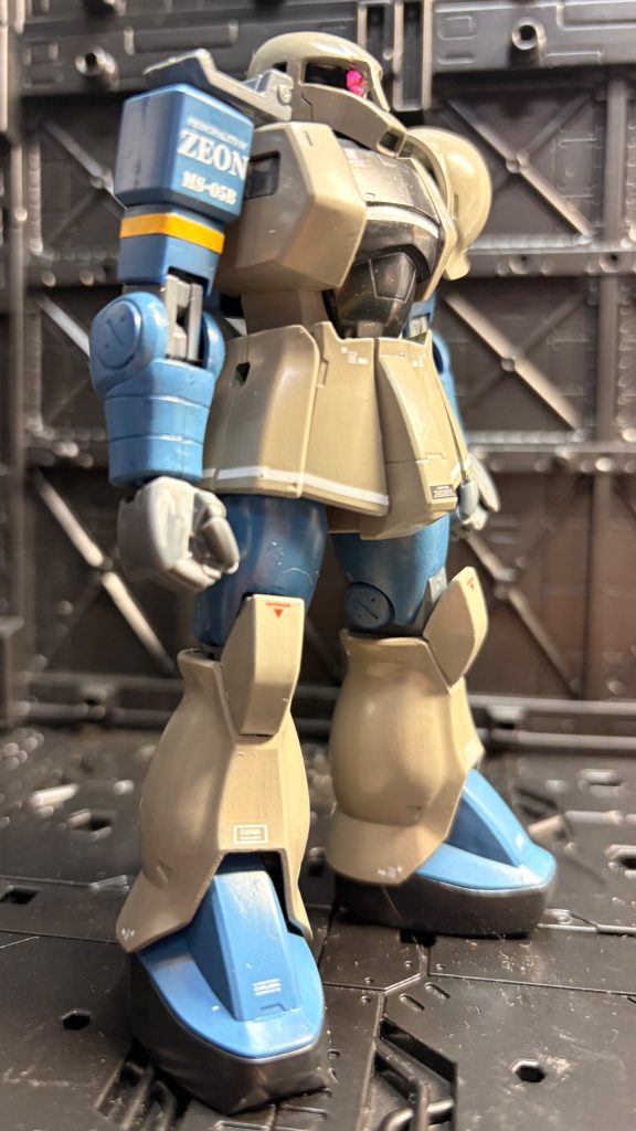 ホワイトラインは余り物を適当に組み合わせて貼っています。しかし脚部は長く弄ればよかったかな。