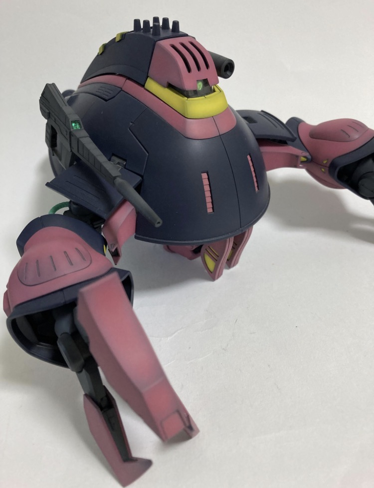 バウンド・ドックMA形態………。(例え言わんのかぃ!)なんでしょねコレ?…私的には『ヤシガニ』?って感じですが…