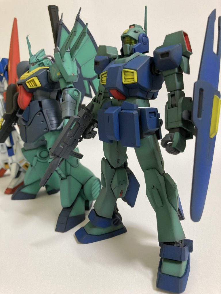 ネモキットはなんか小さいので、並べるために各所延長…