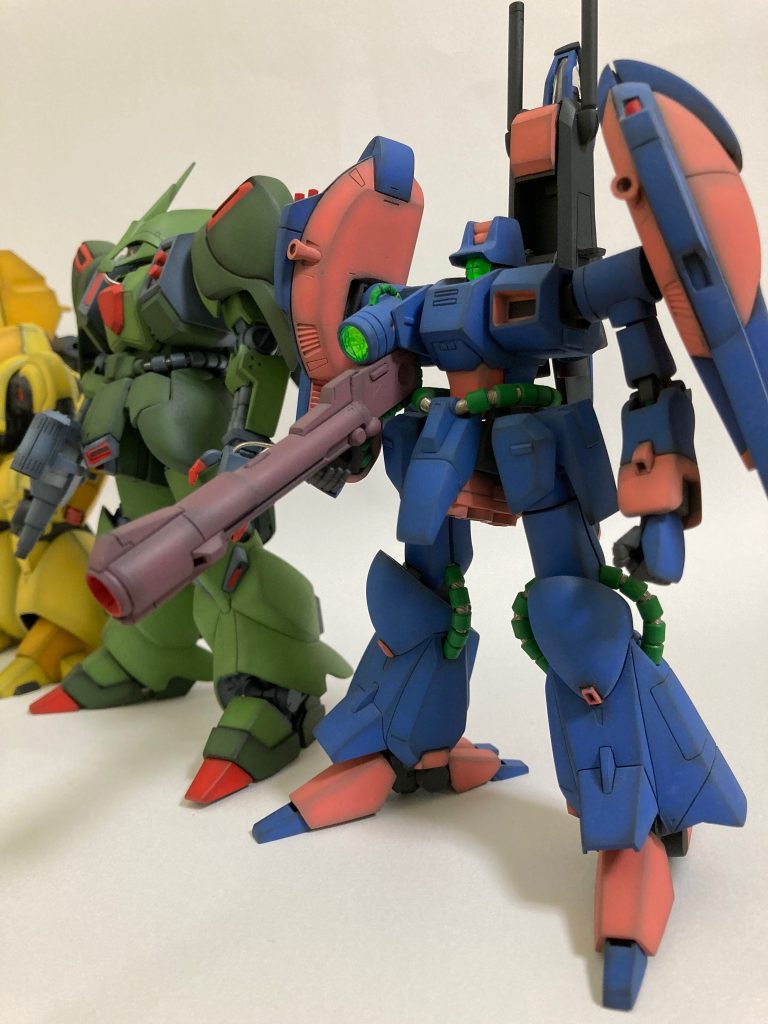 ガザD戦闘用MSらしくパイプ類もしっかり強化✨旧キットをいじり倒しました…
