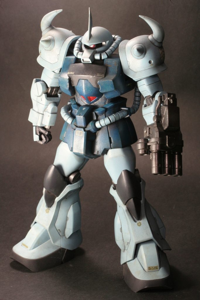 スマホの方々には申し訳ない話で、相変わらず彩度が高いです。ステイメンの時も赤がきつく出すぎて悩まされました。上画像が機種にもよるとは思いますけど、スマホ上で、実際の色味に近くなります。(スマホに合わせるとpcでは、くすんだ色になってしまいます。)pc上では今回影響が少ないとはいえ、青なので赤みが若干変わりますが、大体実際の色味に近いです。とにもかくにもご覧いただきありがとうございました。